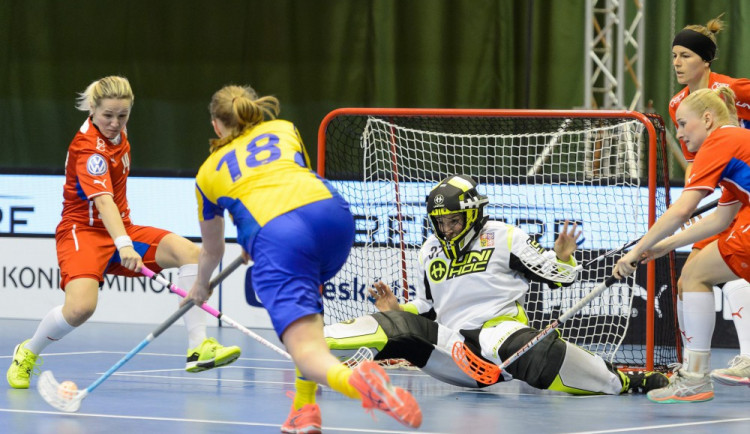 Třetí den EFT v Olomouci - České florbalistky padly i v posledním zápasu se Švédskem