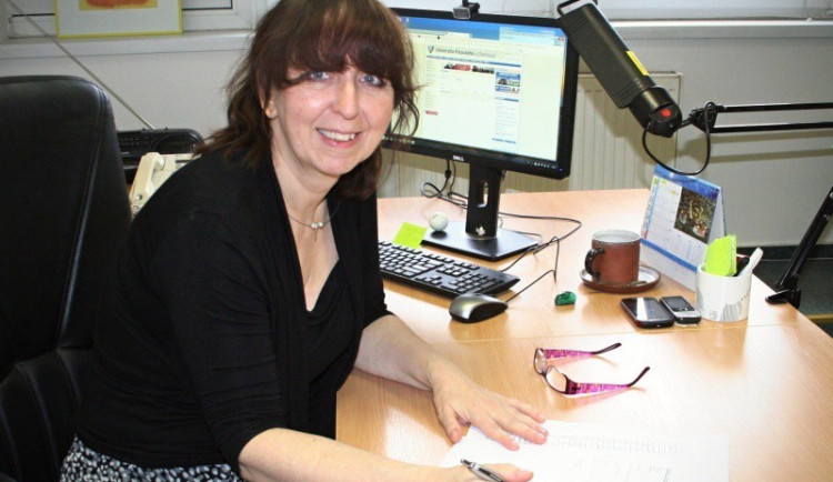 Po Markovi Ebenovi zítra převezme majálesovou korunu Helena Sedláčková, ředitelka univerzitní knihovny