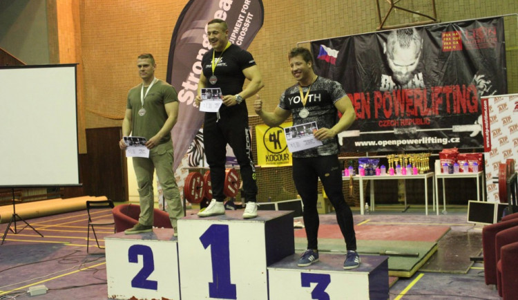 Olomoučtí rodáci na mistrovství ČR v benchpressu, silovém trojboji a mrtvém tahu brali medaile