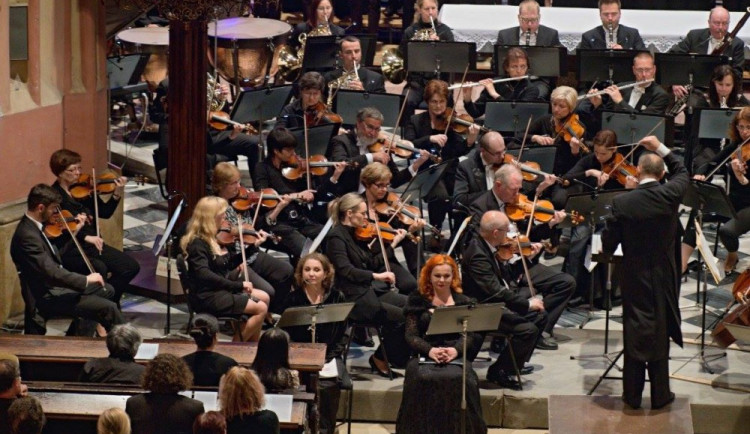 Ředitel Moravské filharmonie Kvapil rezignoval, odboráři zrušili chystaný protest