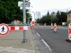 Na Jeremenkově ulici začala stavba cyklostezky. Bude křížit mezinárodní Jantarovou cyklotrasu