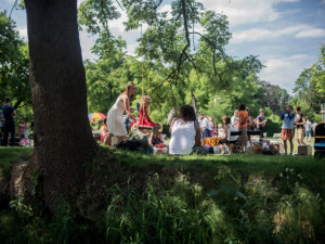 V parku ve Velké Bystřici se v sobotu koná celodenní kulturní akce PIQUE-NIQUE