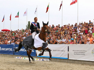 Parkurovou Grand Prix CSI-W Olomouc vyhrál Čech Opatrný