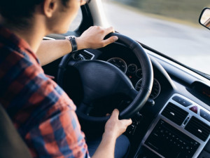Mikrospánek za volantem je příčinou až 20 procent nehod