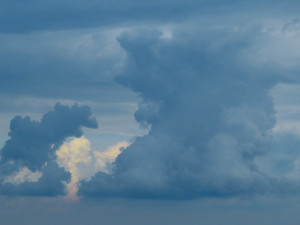 POČASÍ NA STŘEDU: Teploty se budou držet nízko, zaprší jen ojediněle