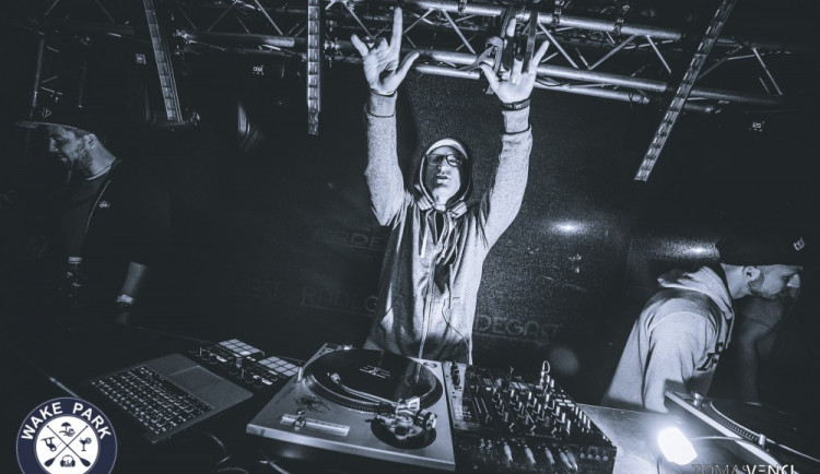 FOTO: Ohlédnutí za hip-hopovým Náklem. Indy&Wich a Rest nezklamali