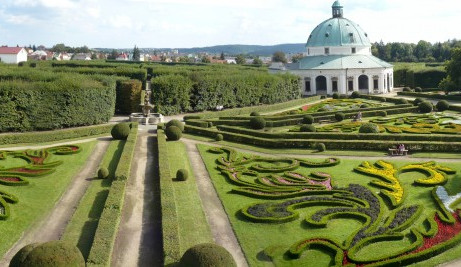 Olomoucké arcibiskupství podalo žalobu kvůli Květné zahradě v Kroměříži. Zatím ji vlastní stát