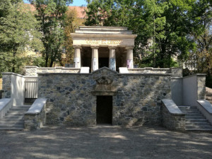 FOTO: Olomoucké mauzoleum má za sebou první etapu rekonstrukce