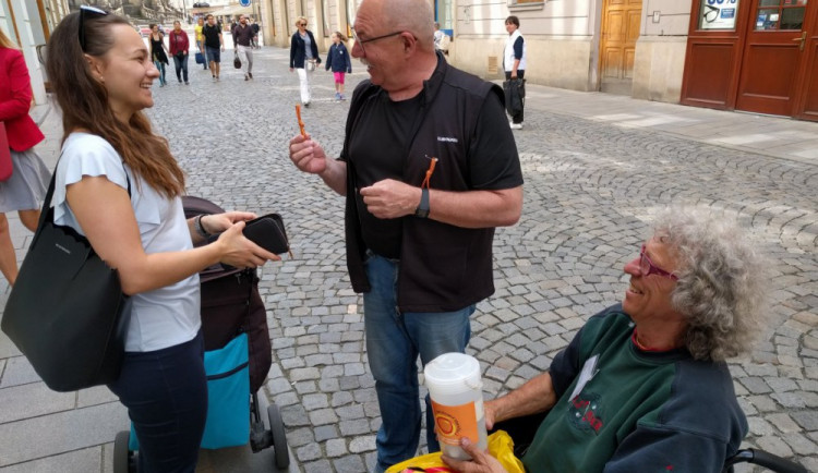 V září proběhne opět tradiční sbírka Zasukované tkaničky