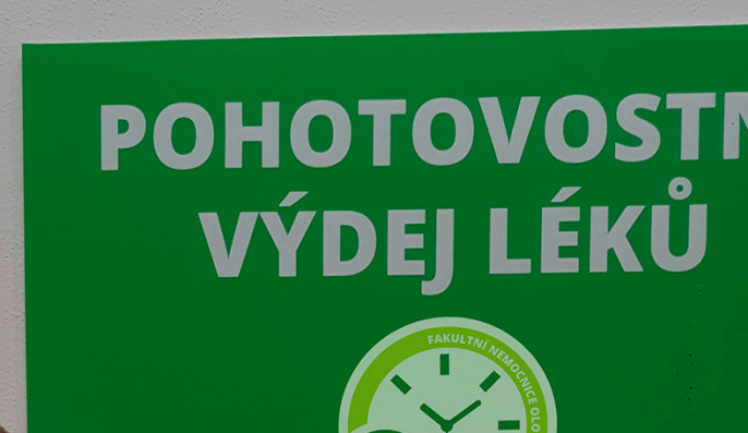 V olomoucké nemocnici zavádí Lékárnu 24, lidé si tak mohou léky vyzvednout i v noci nebo o svátcích