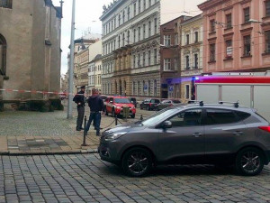 AKTUÁLNĚ: Na základní škole Komenium byla nahlášena bomba. Policie musela evakuovat 390 lidí