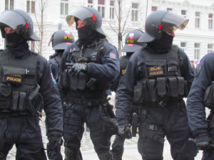 Policie se chystá na fotbalové fanoušky. V Olomouci bude hrát Zlín proti Kodani