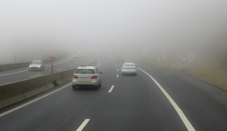 POČASÍ NA SOBOTU: Ráno se můžou vyskytnout mlhy, přes den bude až čtrnáct stupňů