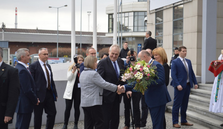 Olomoucký kraj pohostí prezidenta mlékem a škvarky