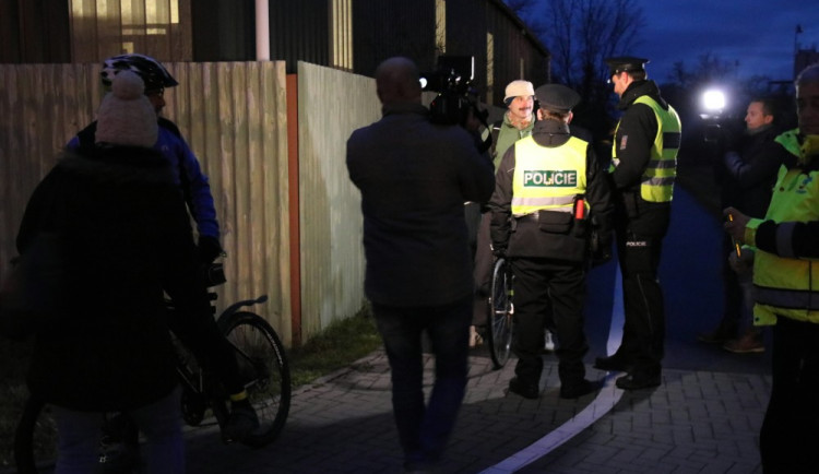 Policisté se zaměřili na pohyb chodců a cyklistů ve večerních hodinách. Kontrolovali i v Řepčíně
