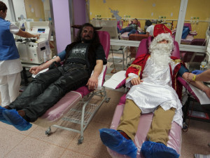 Čert a Mikuláš se k nim připojili