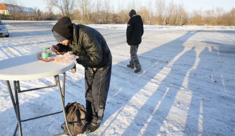 Olomoucká charita připraví Štědrý večer pro bezdomovce. Navaří přes tři sta porcí štědrovečerní večeře