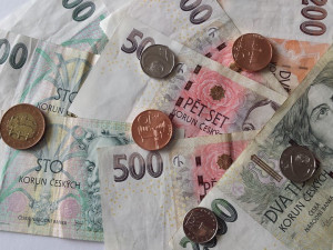 Minimální mzda se od ledna zvýší o 1200 korun