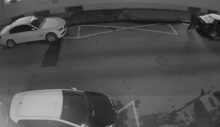 Policie už zná totožnost muže, který obtěžoval a osahával ženu v Přerově. Pomohla veřejnost