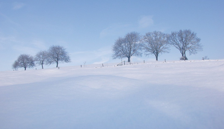 Sněhu je na horách zase víc, v Jeseníkách stále platí třetí lavinový stupeň
