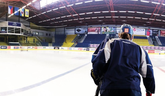 Jágr v Přerově nastoupí možná jen krátce, trápí ho koleno, ale potřebuje splnit zápasový limit