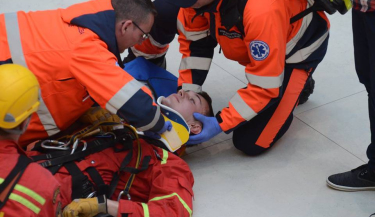 V Šantovce se to bude v sobotu hemžit hasiči, záchranáři a policisty. Přijďte se podívat na Hrdiny regionu