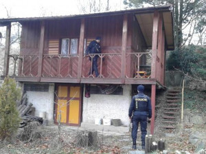 Ke dvěma vloupáním do chat došlo v noci na středu, policie kontroluje jejich zabezpečení