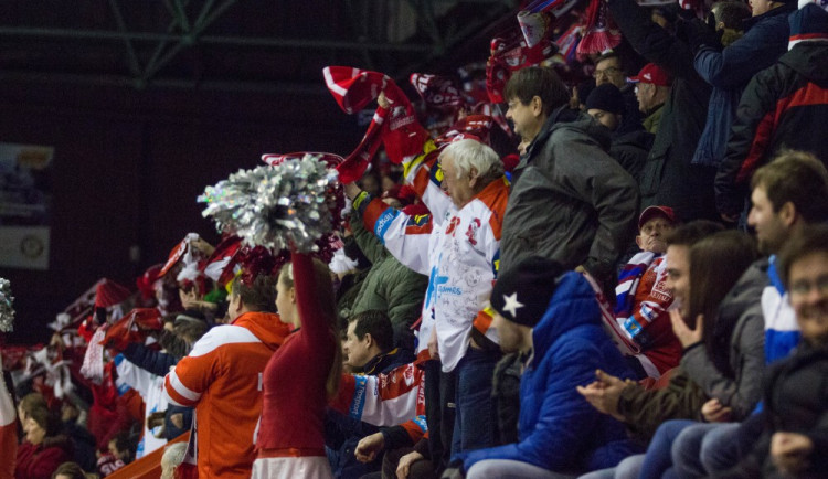 Extraliga nově nebude zveřejňovat postihy za chování diváků, rozhodlo se o tom v Olomouci