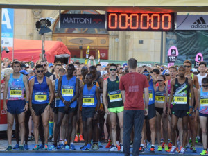 Olomoucký půlmaraton se letos poběží 23. června. Závodníci budou moci využít novou oficiální aplikaci