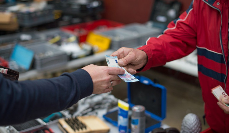 Jednatel společnosti převzal téměř půlmilionovou zálohu na zakázku a se zákazníkem přestal komunikovat