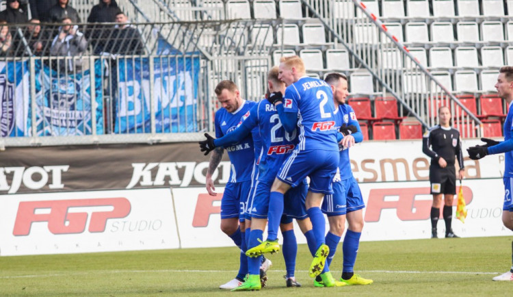 FOTOGALERIE: Sigma bere další tři body, doma si poradila se Slováckem. Jediný gól dal Řezníček