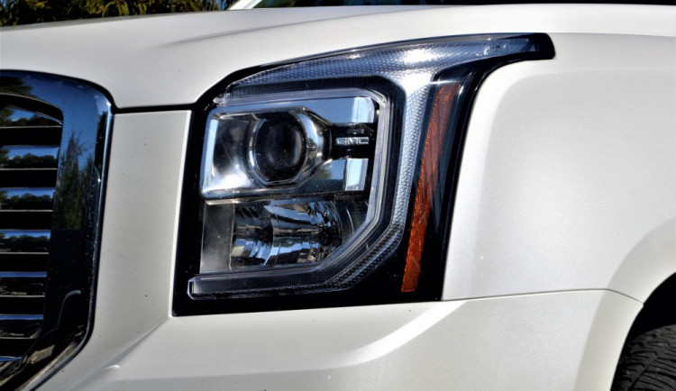 Třiadvacetiletý řidič zabil na silnici jednačtyřicetiletého chodce