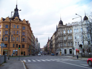 Začala další etapa stavby protipovodňových opatření v Olomouci, přes most u Bristolu se zatím jezdí