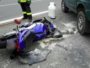 Jen v sobotu hasiči zasahovali na Olomoucku u dvou těžkých nehod motorkářů