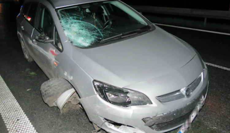 Opilý cizinec boural na dálnici, policistům nadýchal přes dvě promile