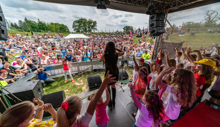 Láska k hudbě, jídlu i dobré zábavě, to byla letošní Májová slavnost v Olomouci