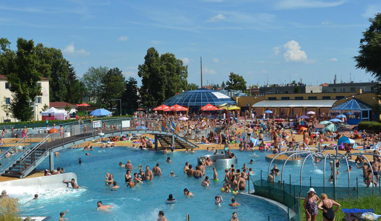 Prostějov chce rozšířit akvapark o padesátimetrový krytý bazén za 450 milionů