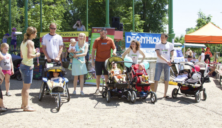 Ve Smetanových sadech se poběží už čtvrtý ročník charitativního běhu Jeden běh nestačí