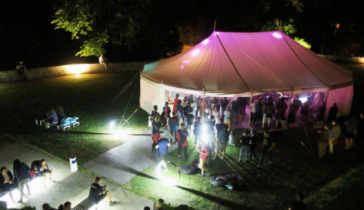 Začala olomoucká Divadelní Flora, představí se na ní umělci z celé Evropy