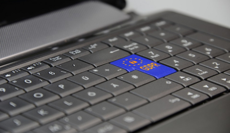Úřady v kraji si kvůli GDPR najímají speciální firmy za statisíce korun