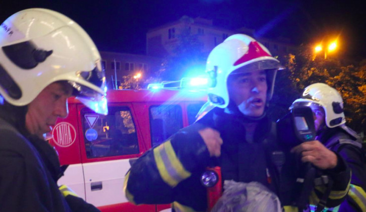 VIDEO: V olomouckém Clarionu hořel v noci pokoj, evakuováno muselo být 150 lidí