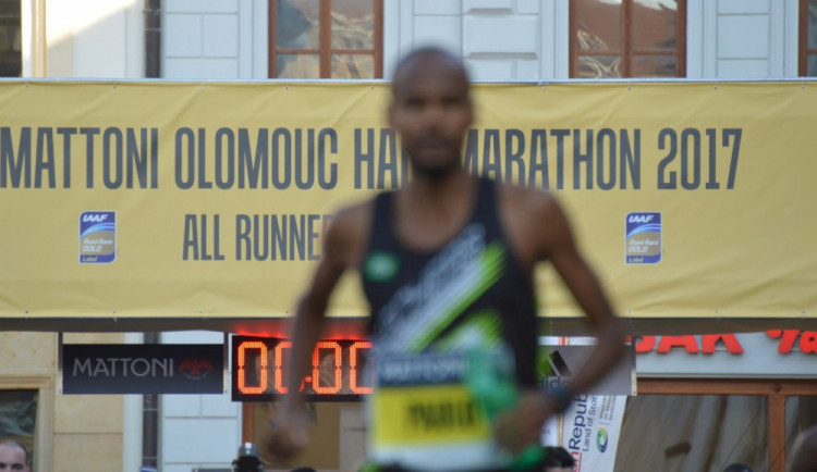 Na start letošního olomouckého půlmaratonu se postaví běžecké špičky z celého světa