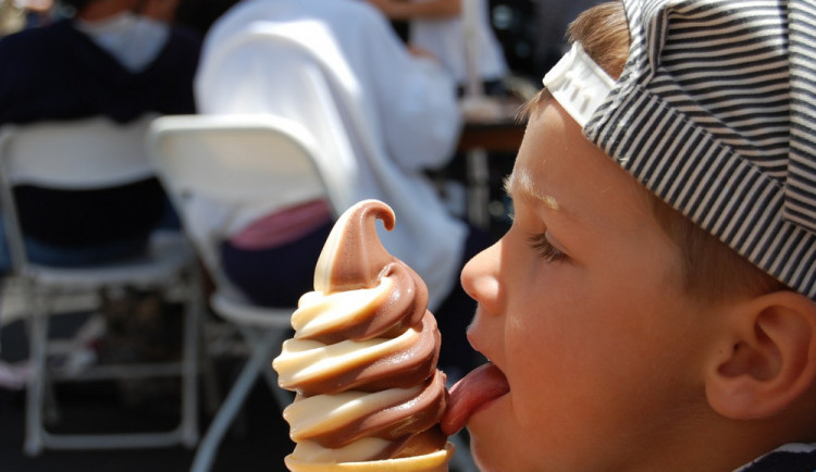 POČASÍ NA ČTVRTEK: Dnes naměříme teploty přes třicet stupňů Celsia