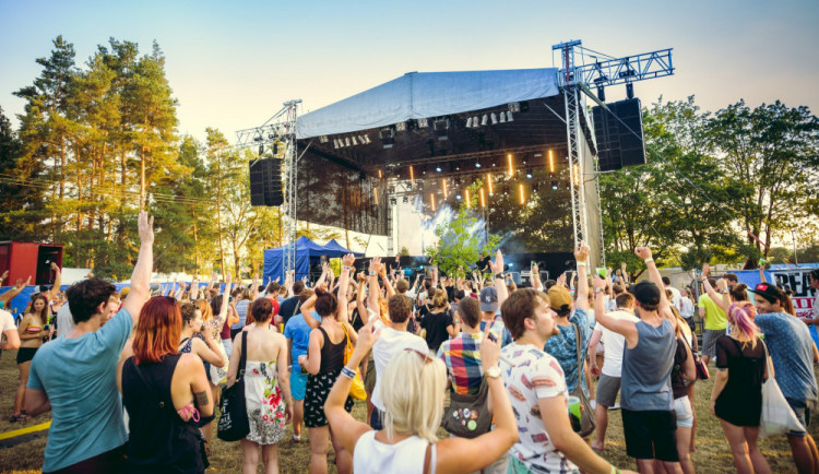 O víkendu proběhne v Mohelnici festival Fingers Up, láká na skvělé interprety i jedinečnou atmosféru