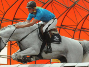 Benefiční nejen koňská show Na skok do Skal přitáhne i letos publikum z celé republiky