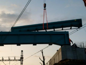 Další most na trati Přerov - Bohumín půjde k zemi v noci na 15. července