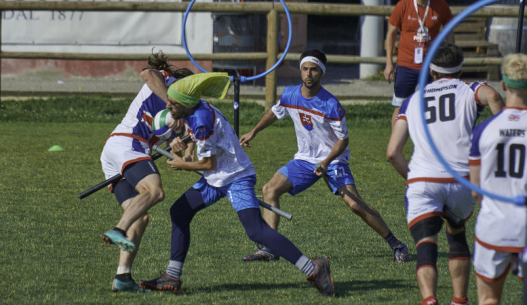 Češi zaznamenali úspěch na MS ve famfrpálu. Ten se v Česku hraje v Olomouci, Praze a Brně