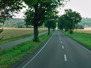 Petici pro zachování silnice z Olomouce do Samotišek podepsalo přes 1500 lidí