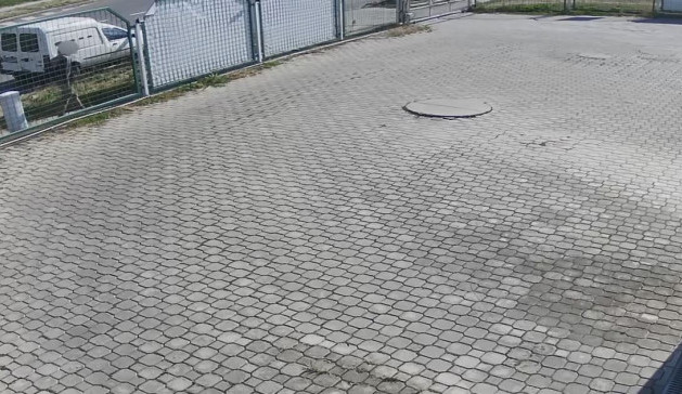 VIDEO: Mladík ohrožoval nožem ženy v Olomouci a chtěl po nich peníze. Hrozí mu deset let vězení