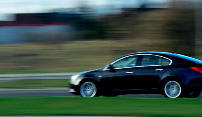 Policie se u Tovačovských jezer zaměřila na dodržování rychlosti. Jen za dopoledne nachytala deset řidičů